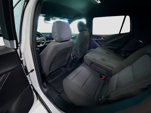 New 2026 Chevrolet Equinox LT w/ Safety and Technology Package FWD image 27