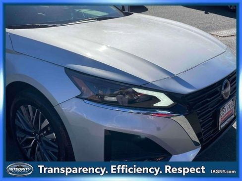 Certified 2023 Nissan Altima 2.5 SV image 10