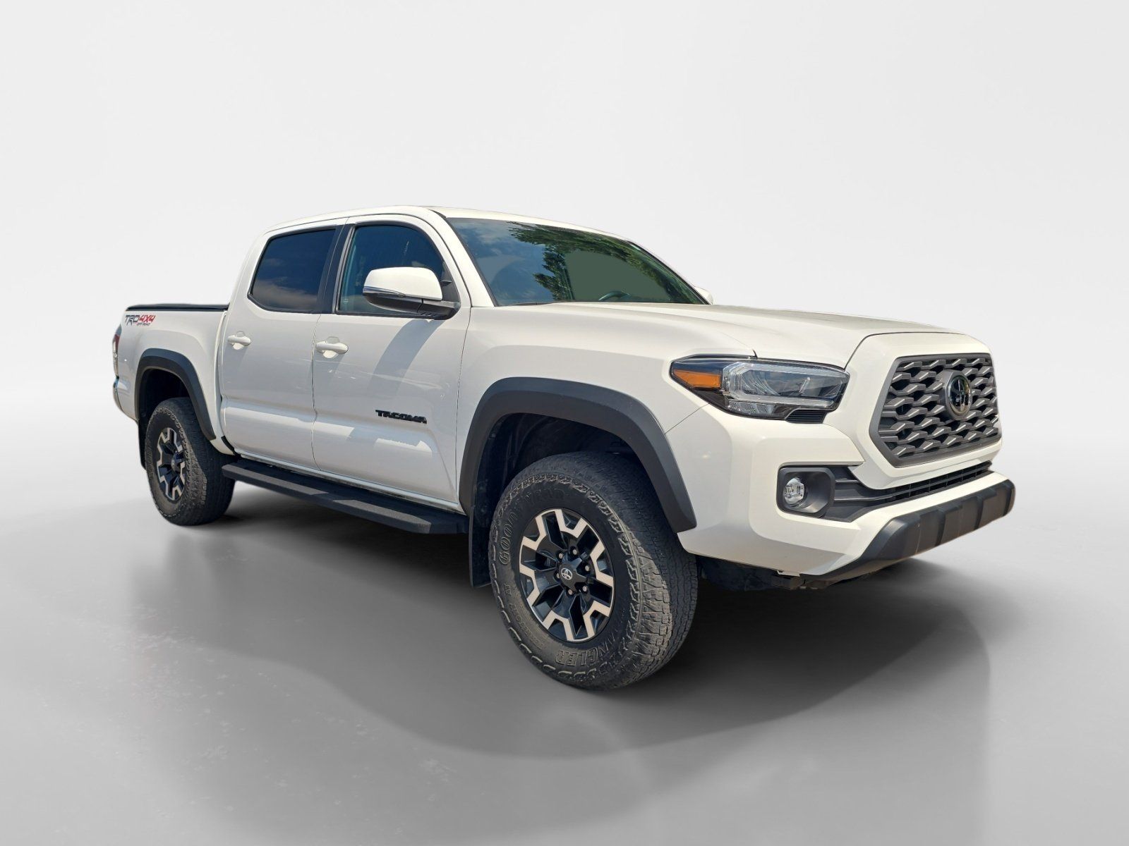 Used 2022 Toyota Tacoma TRD Off-Road AWD/4WD image 8