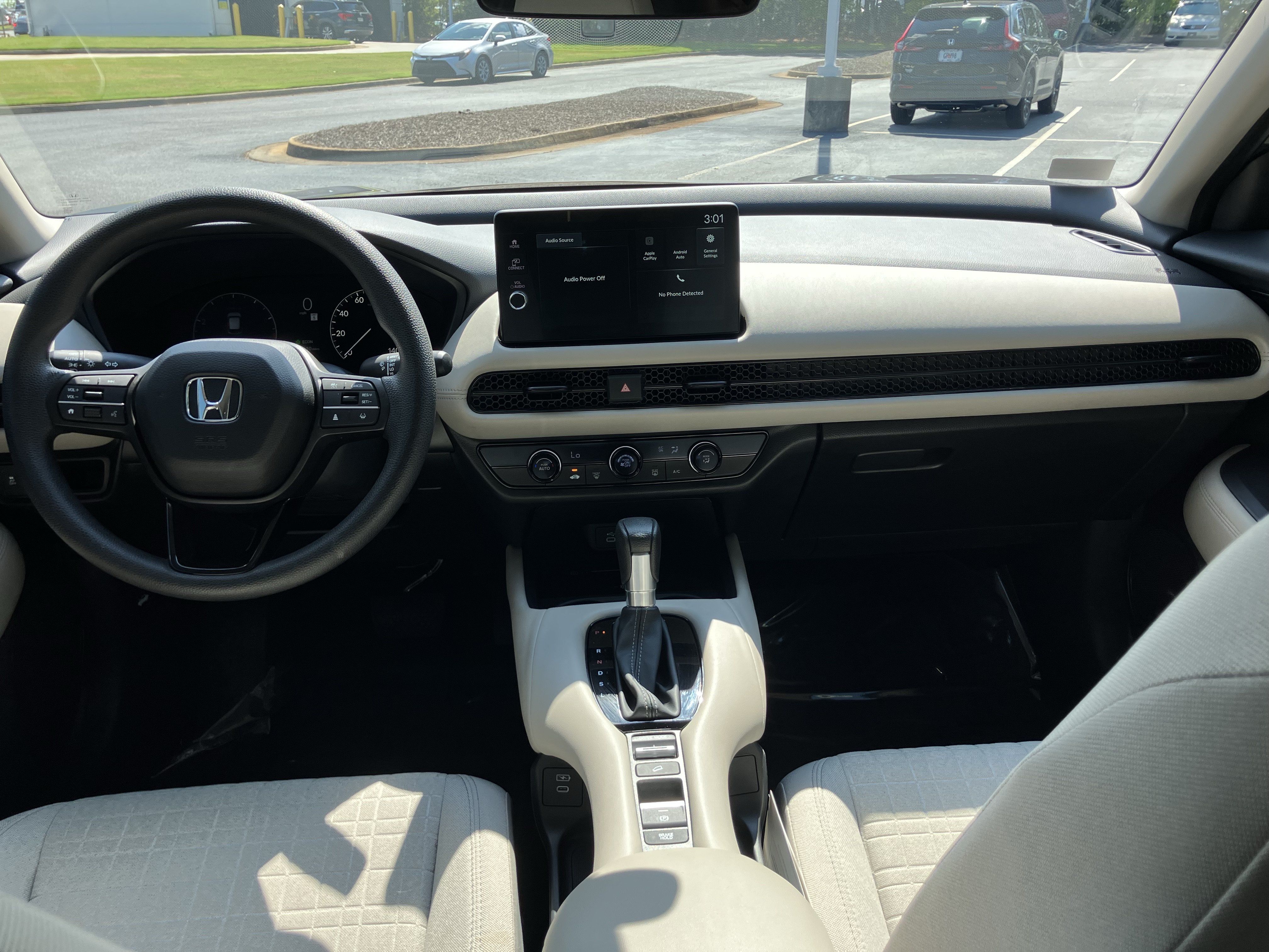 Certified 2026 Honda HR-V LX image 33