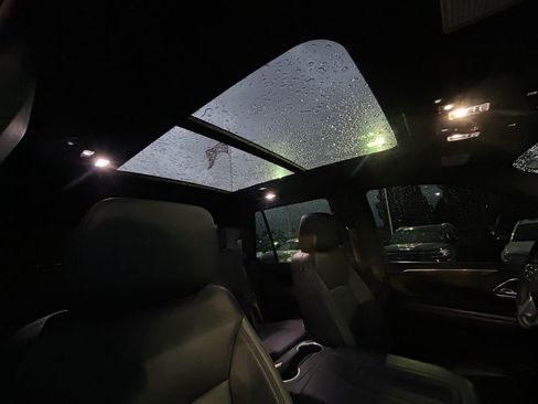 Used 2023 Chevrolet Tahoe Z71 image 27