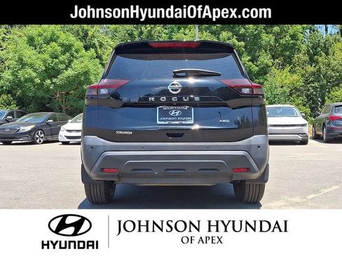 Used 2021 Nissan Rogue S AWD/4WD image 24