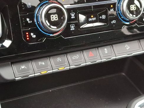 Certified 2026 GMC Sierra 1500 Denali w/ Denali Reserve Package image 26