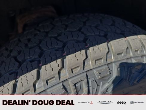 Used 2014 Chevrolet Silverado 1500 LT AWD/4WD image 27