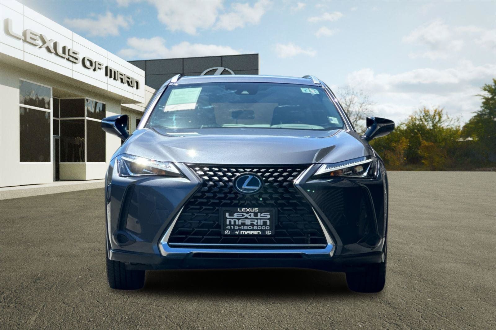 Used 2022 Lexus UX 200 w/ Accessory Package (Z2) FWD image 6