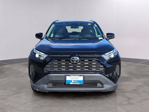 Used 2022 Toyota RAV4 XLE image 2