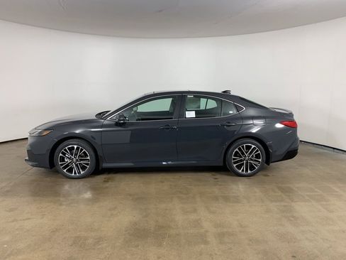 New 2026 Toyota Camry XLE w/ Premium Plus Package AWD/4WD image 14
