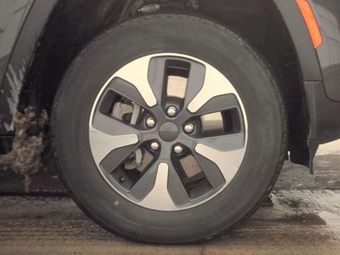 Used 2022 Jeep Grand Cherokee Limited 4xe image 18