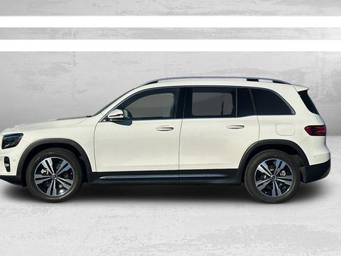 Certified 2025 Mercedes-Benz GLB 250 image 7