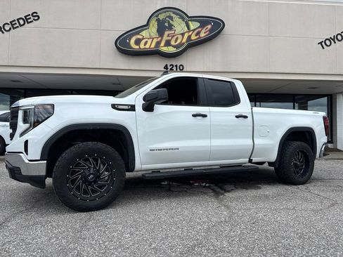 Used 2025 GMC Sierra 1500 Pro w/ Pro Value Package AWD/4WD image 5