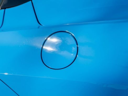 Used 2021 Chevrolet Corvette Stingray Premium Cpe w/ Z51 Performance Package image 15