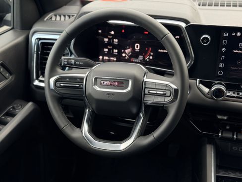 New 2026 GMC Canyon Elevation w/ Convenience Package image 14