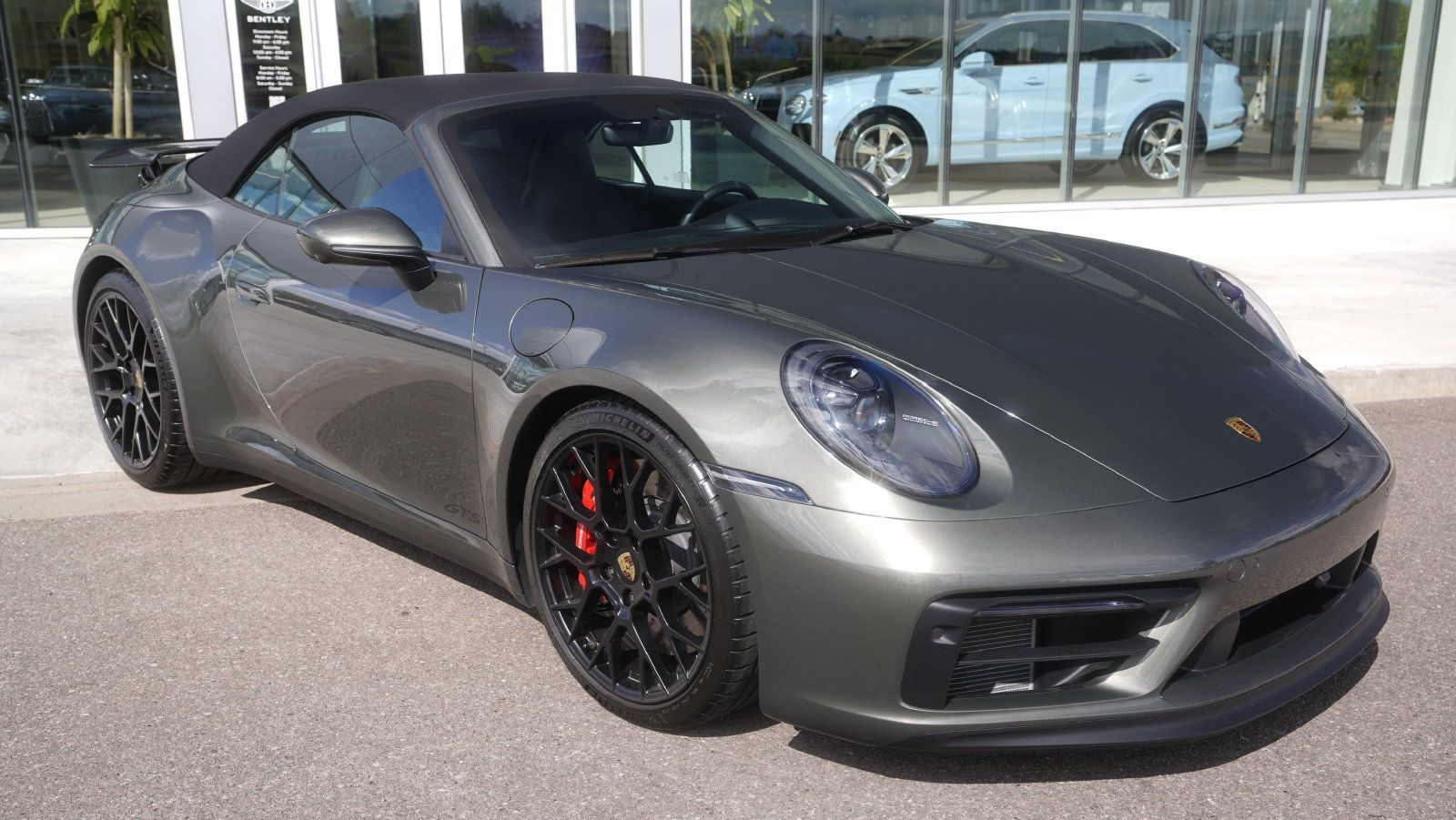 Used 2023 Porsche 911 Carrera GTS RWD image 22