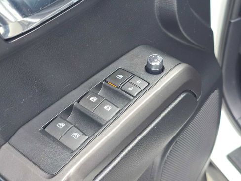 Used 2017 Toyota Tacoma TRD Pro AWD/4WD image 24
