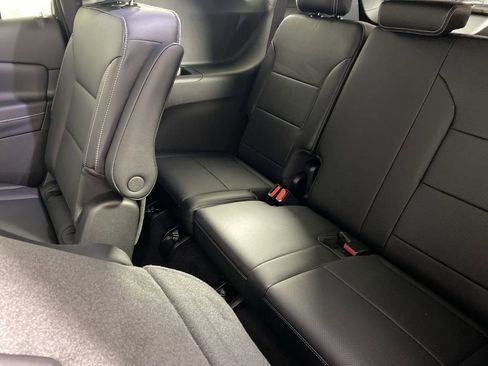 New 2026 Chevrolet Traverse LT w/ Driver Confidence Package image 24