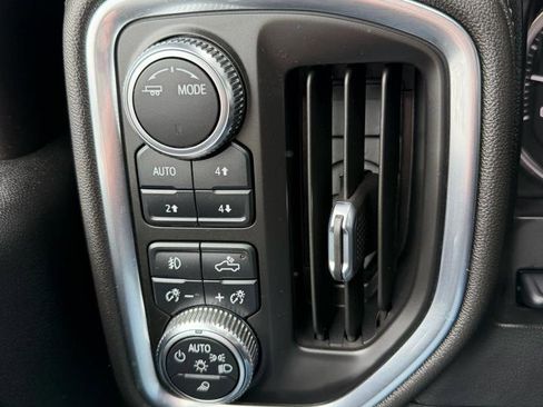 Used 2022 GMC Sierra 2500 Denali w/ Denali Ultimate Package AWD/4WD image 19