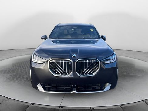 Certified 2025 BMW X3 xDrive30i w/ Premium Package image 2