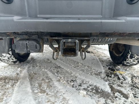 Used 2012 Ford F150 XLT w/ XLT Chrome Pkg image 6