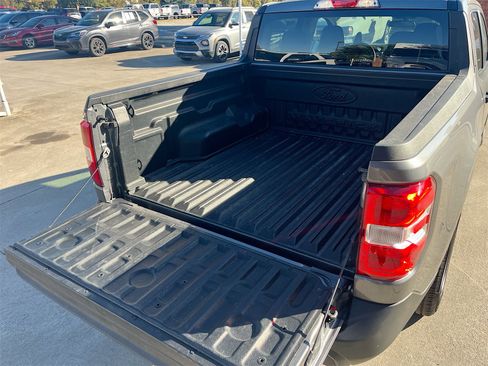 Used 2023 Ford Maverick XLT image 24
