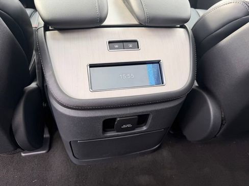 New 2025 Lincoln Navigator Reserve w/ Jet Appearance Package image 16