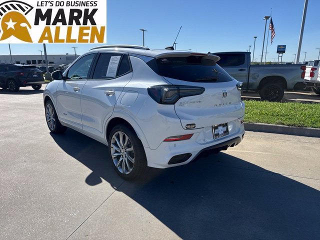 Used 2025 Buick Encore GX Avenir w/ Avenir Technology Package AWD/4WD image 4