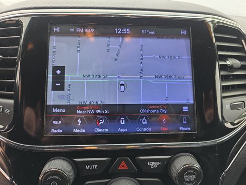 Used 2019 Jeep Grand Cherokee Limited image 20