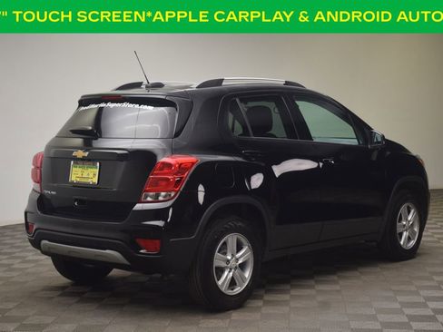 Used 2022 Chevrolet Trax LT w/ Driver Confidence Package AWD/4WD image 8