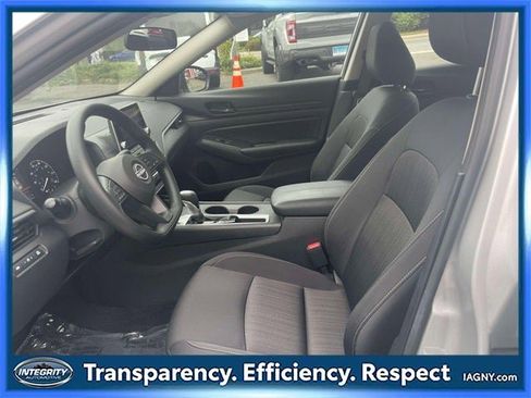 Certified 2025 Nissan Altima 2.5 S image 16