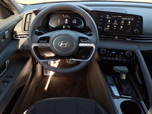New 2026 Hyundai Elantra SEL Sport Premium image 9