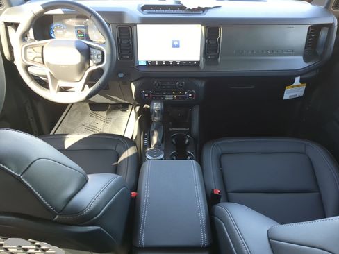 New 2025 Ford Bronco Badlands image 44