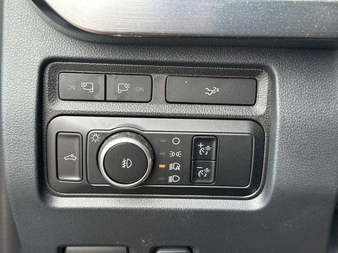 Used 2024 Ford F250 Lariat w/ Sport Appearance Package image 25