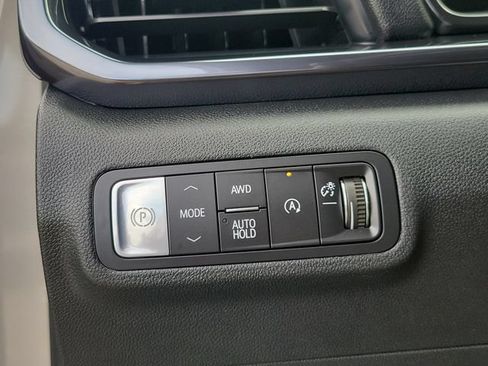 Used 2026 GMC Terrain AT4 AWD/4WD image 19