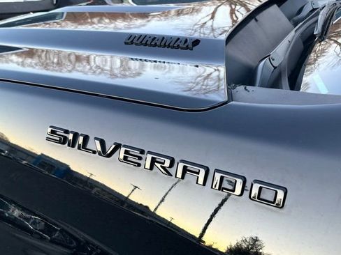 Used 2023 Chevrolet Silverado 1500 RST image 12