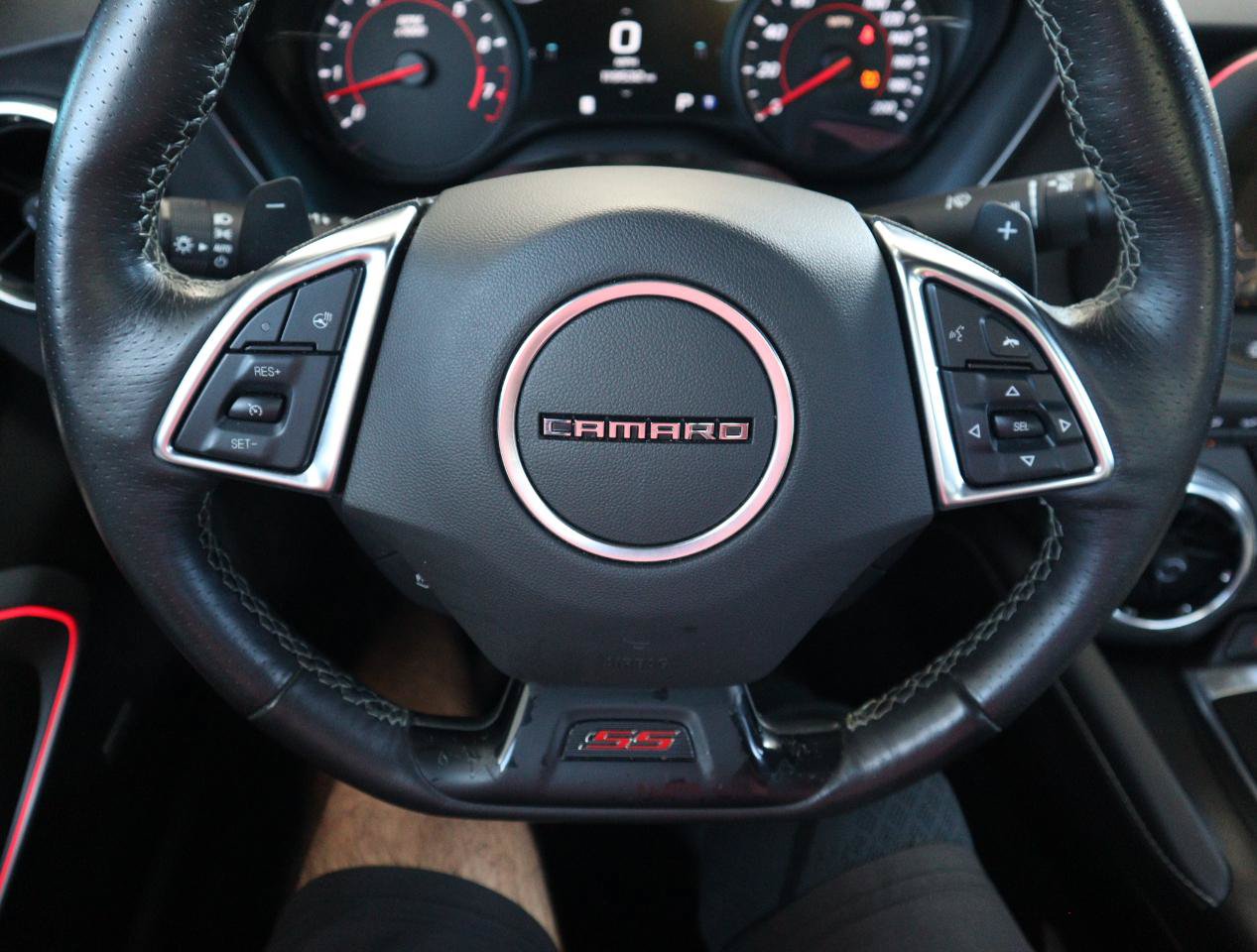Used 2018 Chevrolet Camaro SS RWD image 39