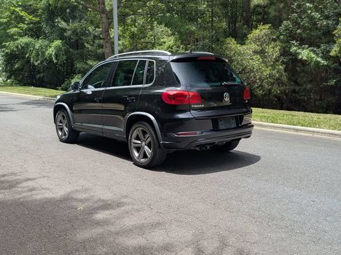 Used 2017 Volkswagen Tiguan Sport FWD image 8