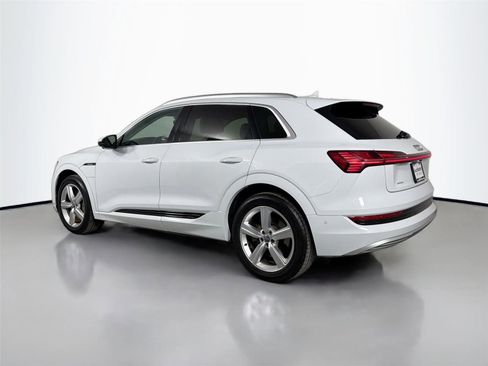 Used 2019 Audi e-tron Premium Plus AWD/4WD image 7