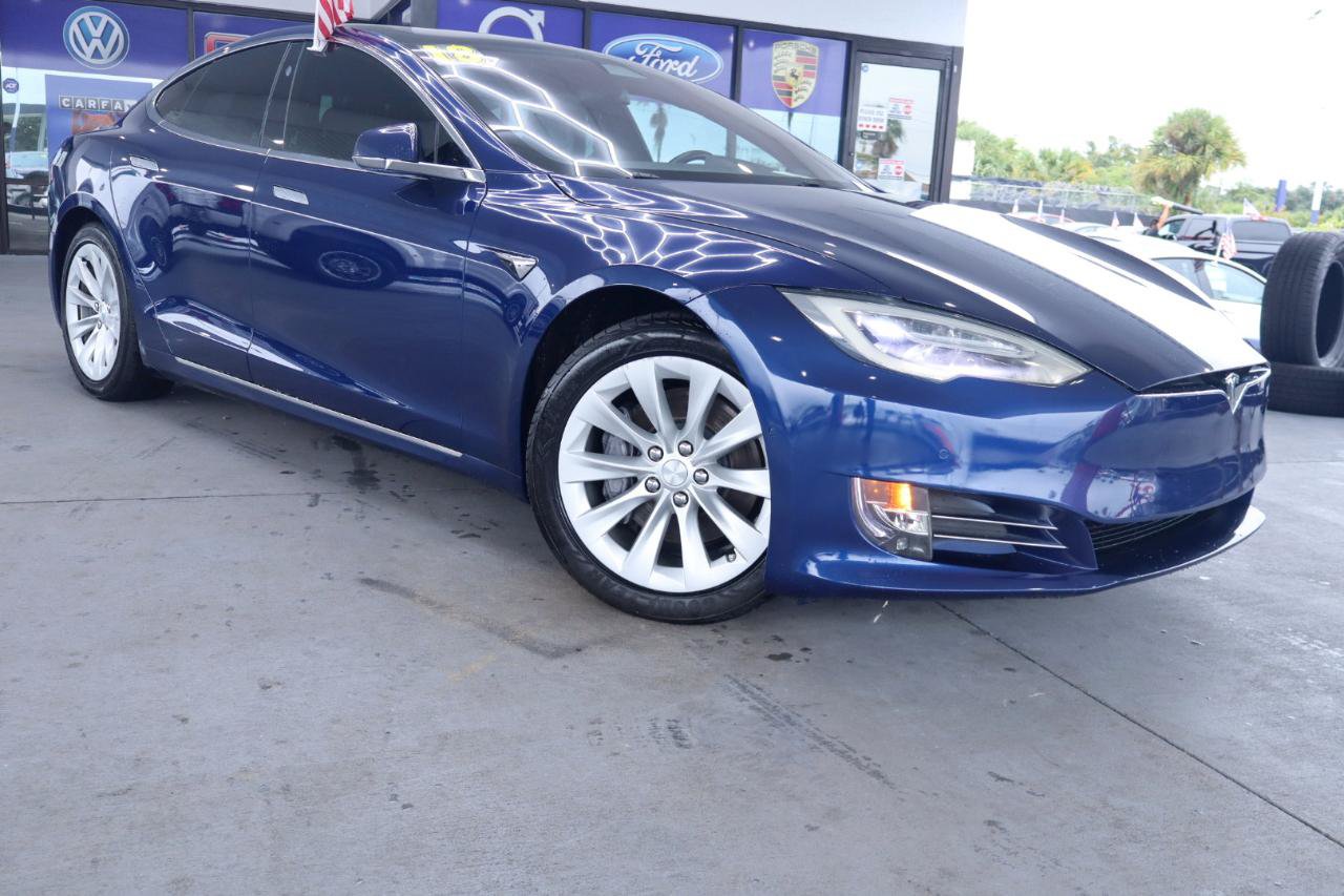 Used 2018 Tesla Model S 100D AWD/4WD image 3