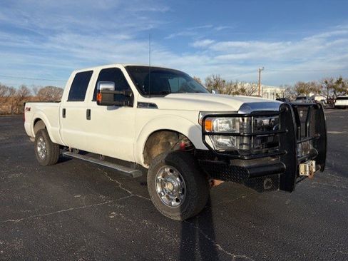 Used 2012 Ford F250 XLT w/ XLT Premium Pkg image 9