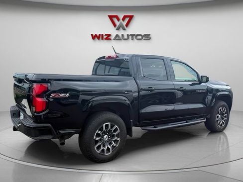 Used 2023 Chevrolet Colorado Z71 w/ Z71 Convenience Package 2 AWD/4WD image 5