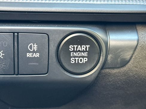 Used 2025 Porsche 911 Carrera GTS image 23