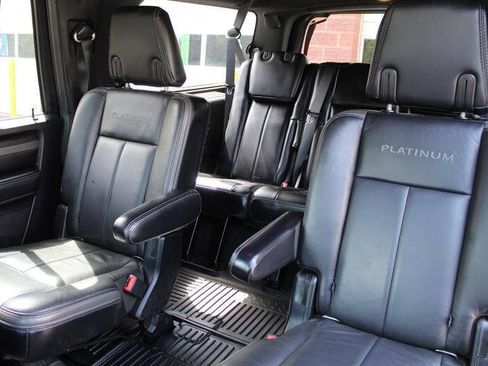 Used 2017 Ford Expedition EL Platinum AWD/4WD image 25