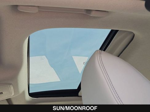 New 2026 Nissan Sentra SL w/ Floor Mat Package FWD image 31