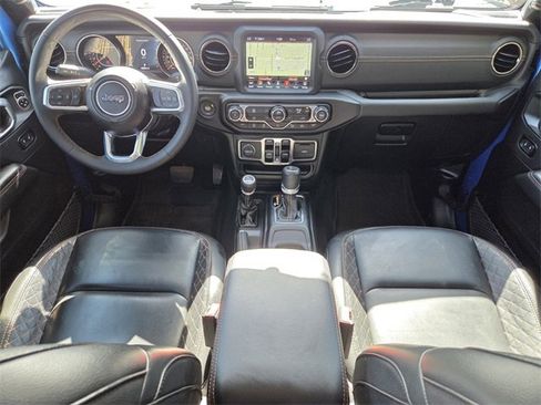 Certified 2023 Jeep Gladiator Overland image 17