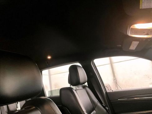 Used 2019 Jeep Grand Cherokee Limited AWD/4WD image 21