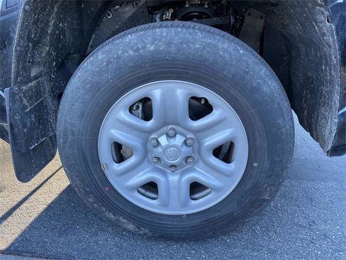 Used 2022 Toyota Tundra SR image 8