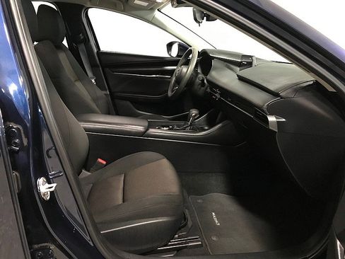 Used 2021 MAZDA MAZDA3 s image 13