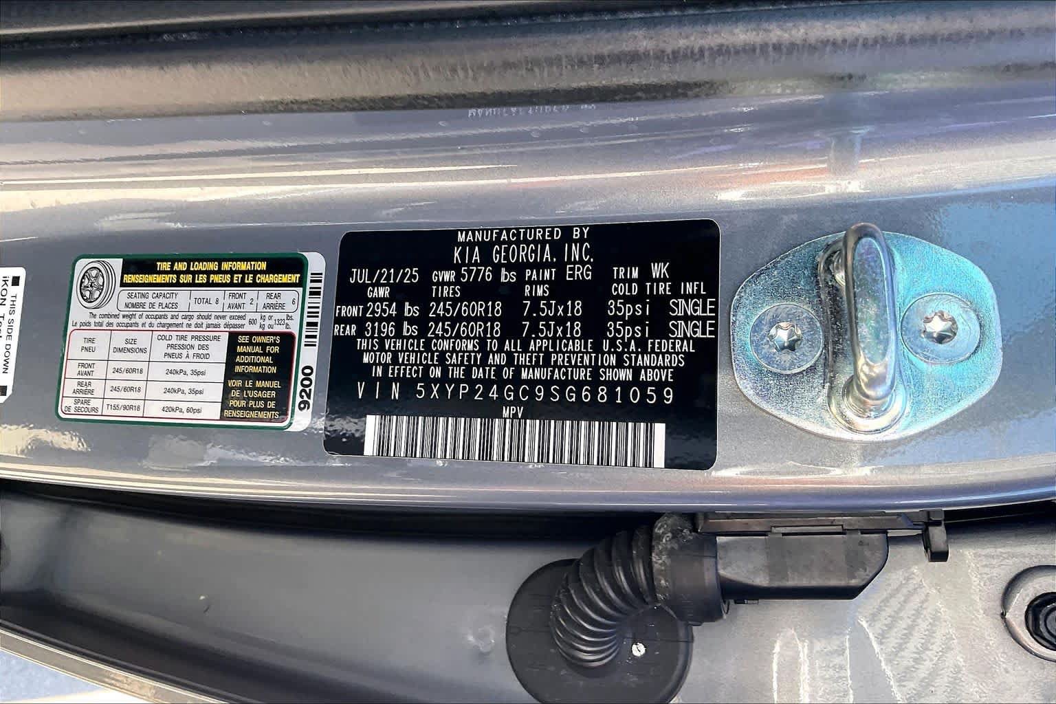 Used 2025 Kia Telluride LX FWD image 35