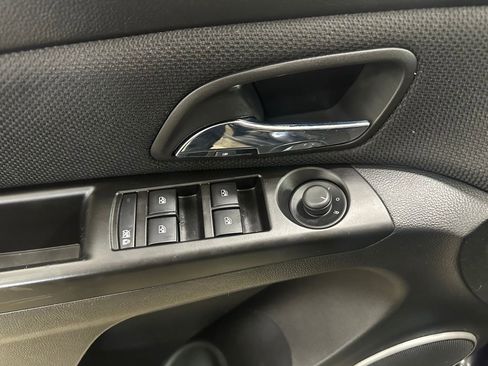 Used 2014 Chevrolet Cruze LT w/ Sun, Sound and Sport Package image 8