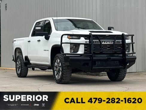 Used 2022 Chevrolet Silverado 2500 Custom AWD/4WD image 1