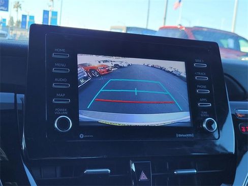 Used 2023 Toyota Camry SE image 10